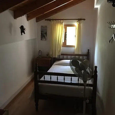 Georgia's House * Platres